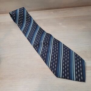 Givenchy Men's Vintage 100% Silk Diagonal Stripe Necktie Blue Designer Luxe